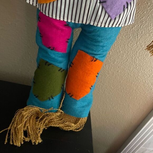 Vintage Handmade Fall Harvest Patchwork Scarecrow 20 inches tall - Picture 7 of 16